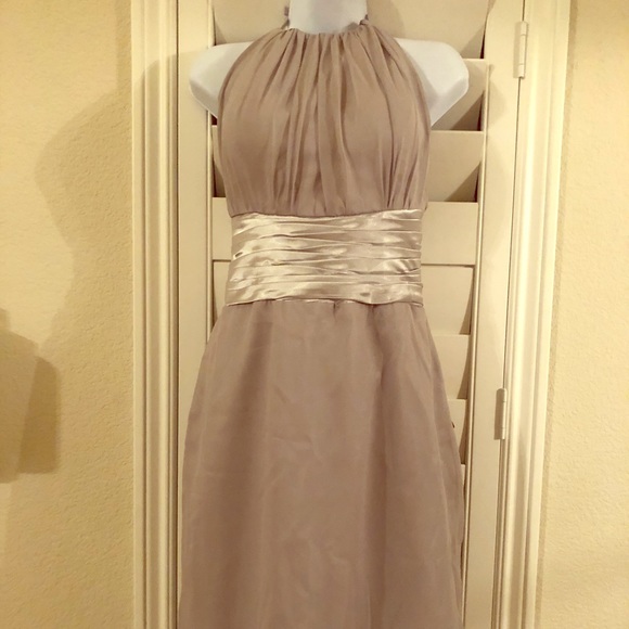 Dresses & Skirts - SOLD!! Beautiful formal dress.